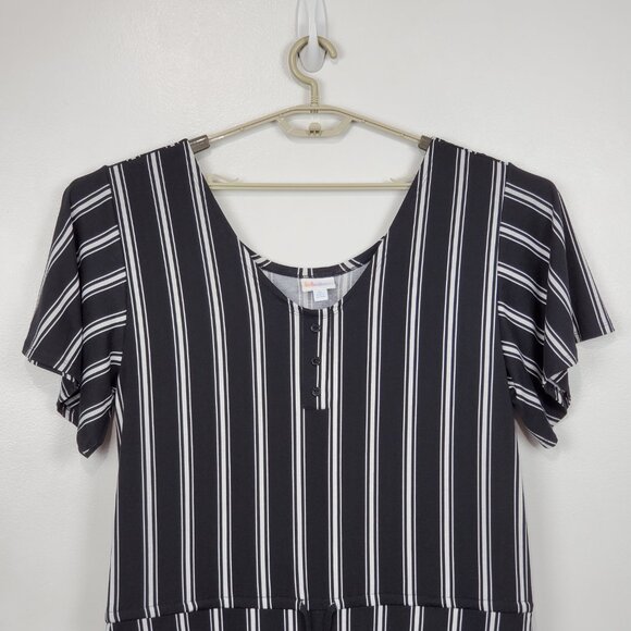 LuLaRoe Xanthe Romper Black White Striped Short Sleeve Pockets Size XL (16-18) - Picture 2 of 10